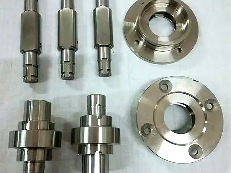 Ejes torneados de precisión — concentricidad 0,005 mm TIR